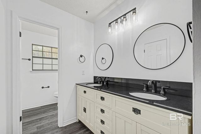 2776 Santa Rosa Drive, Lillian, AL 36549