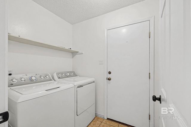 2776 Santa Rosa Drive, Lillian, AL 36549