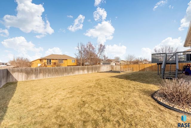6600 W 67th St Street, Sioux Falls, SD 57106