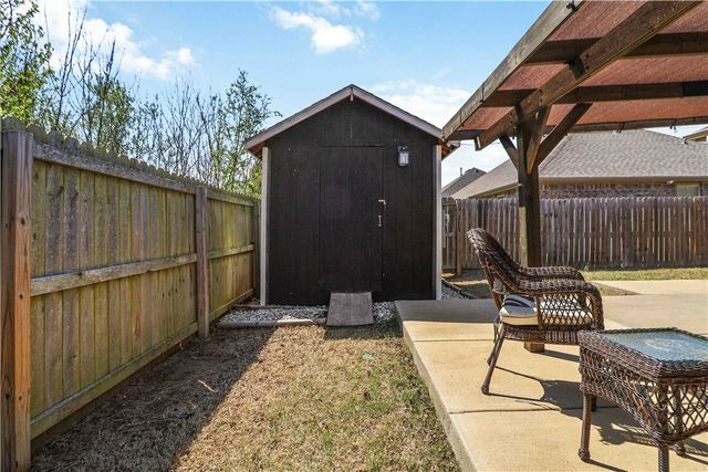 7709 Brooklyn Avenue, Springdale, AR 72762