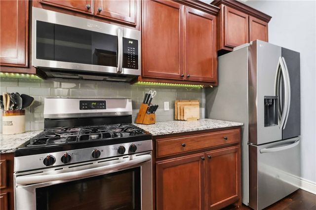 7709 Brooklyn Avenue, Springdale, AR 72762