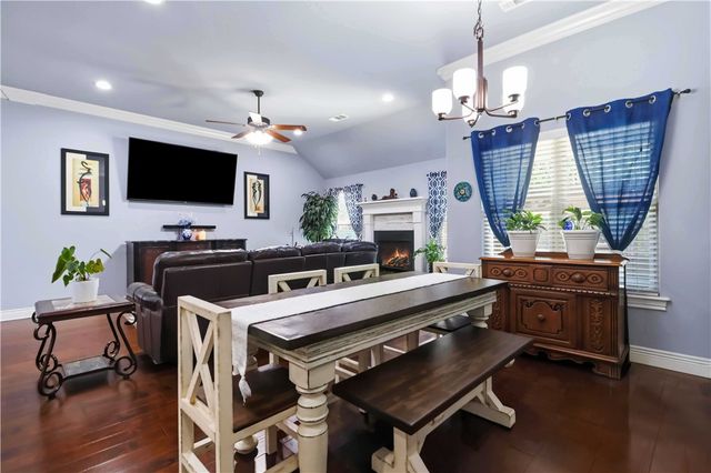 7709 Brooklyn Avenue, Springdale, AR 72762