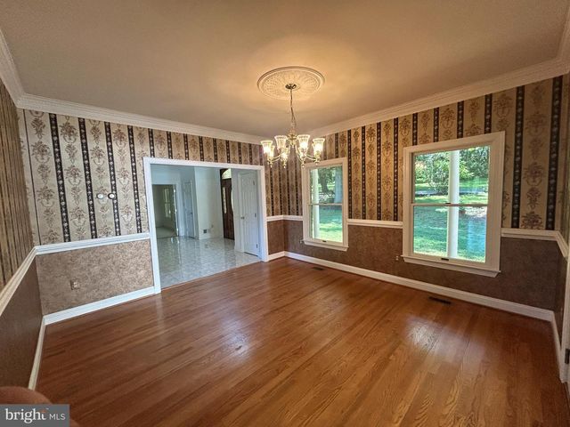 14205 MILLTOWN RD, Lovettsville, VA 20180