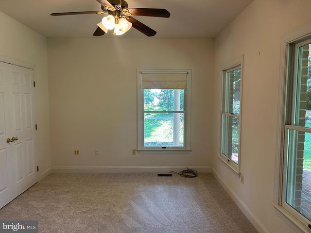 14205 MILLTOWN RD, Lovettsville, VA 20180