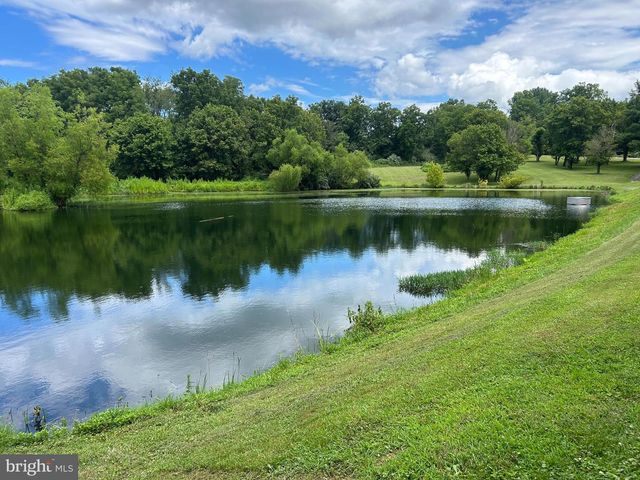 14205 MILLTOWN RD, Lovettsville, VA 20180