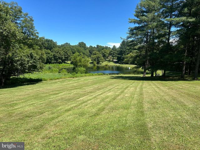 14205 MILLTOWN RD, Lovettsville, VA 20180