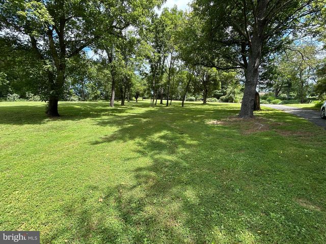 14205 MILLTOWN RD, Lovettsville, VA 20180