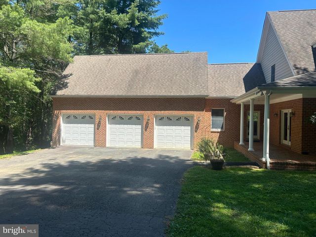 14205 MILLTOWN RD, Lovettsville, VA 20180