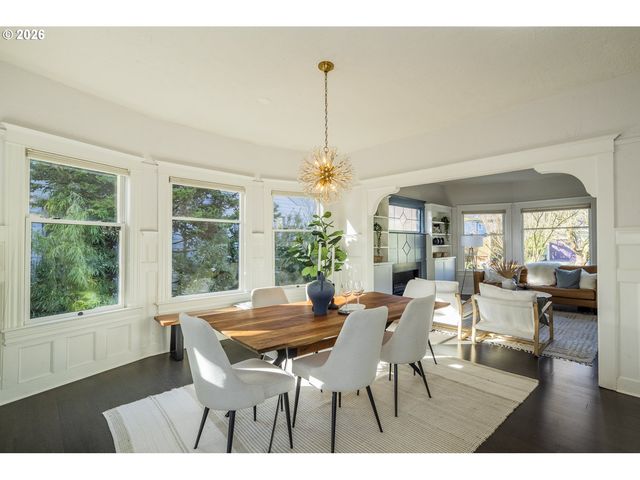 3426 Se STEPHENS St, Portland, OR 97214