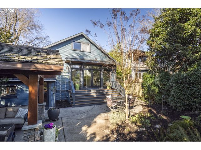 3426 Se STEPHENS St, Portland, OR 97214