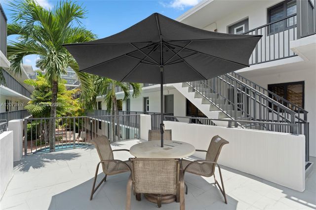 3242 Mary Street S311, Miami, FL 33133