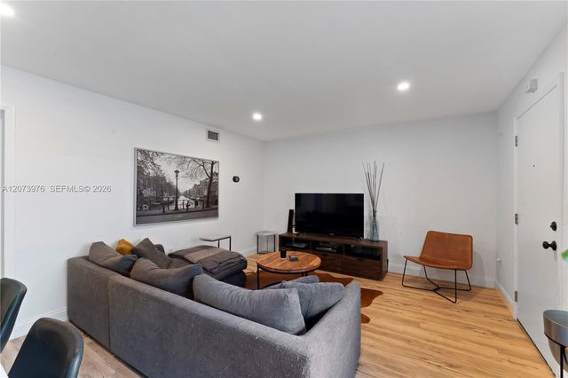 3242 Mary Street S311, Miami, FL 33133
