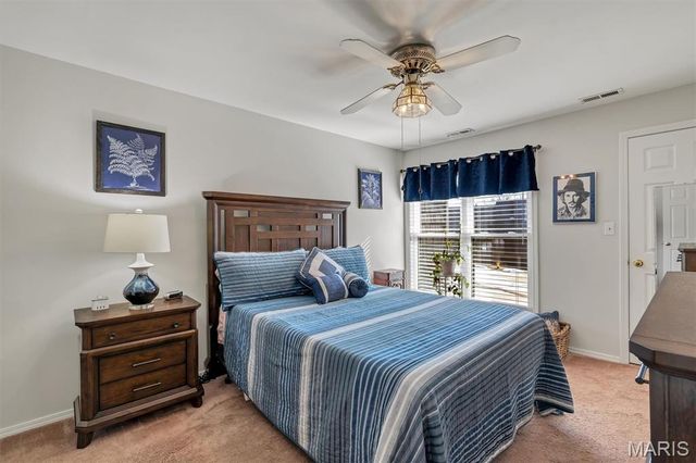 5186 Hollow Wood Court B, St Louis, MO 63128