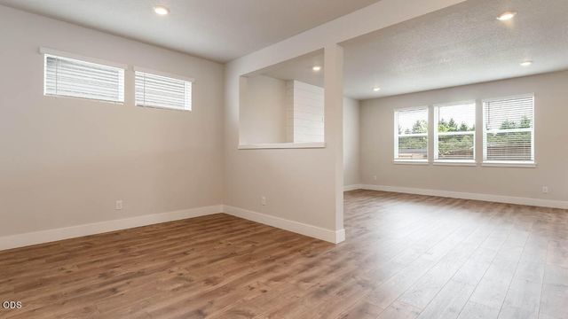21812 SE Stromboli Court, Bend, OR 97702
