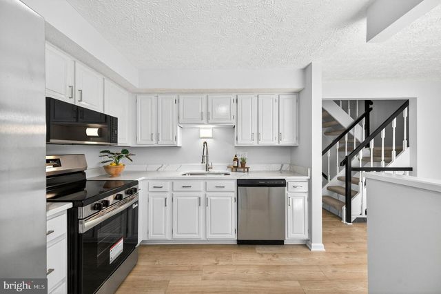 8225 BURNING FOREST CT, Springfield, VA 22153