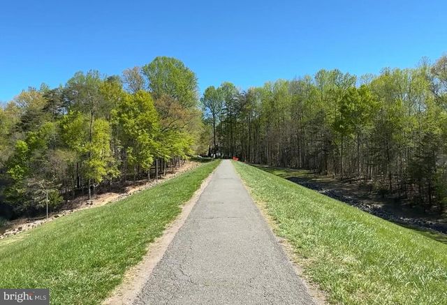 8225 BURNING FOREST CT, Springfield, VA 22153