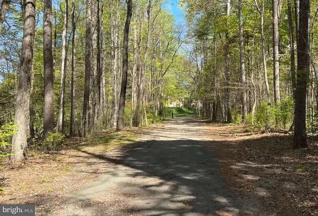 8225 BURNING FOREST CT, Springfield, VA 22153