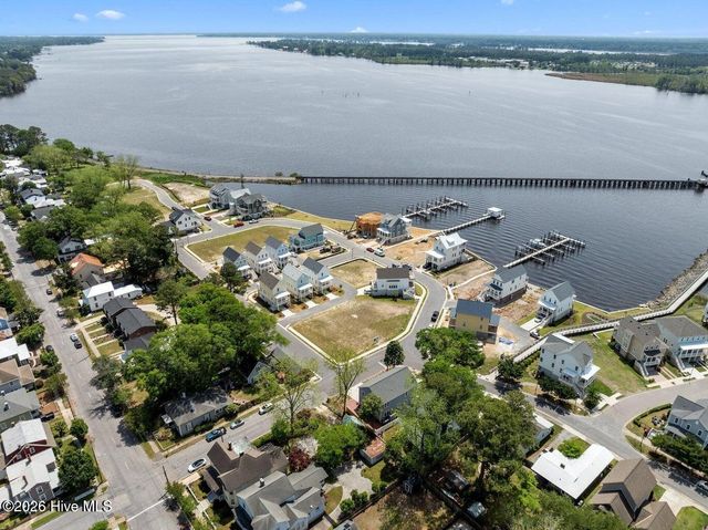103 Wiley Street, Washington, NC 27889
