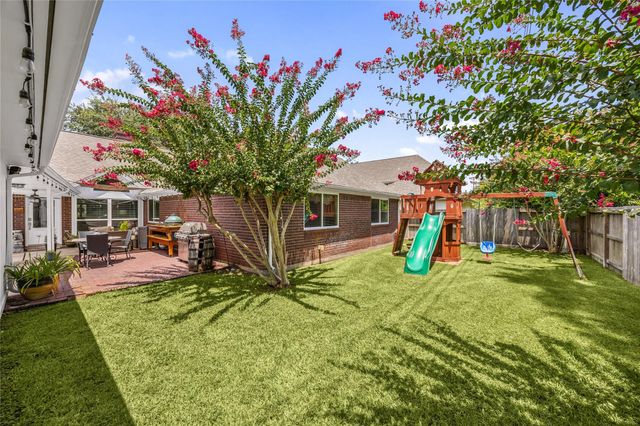 4503 Heatherwilde Street, Sugar Land, TX 77479