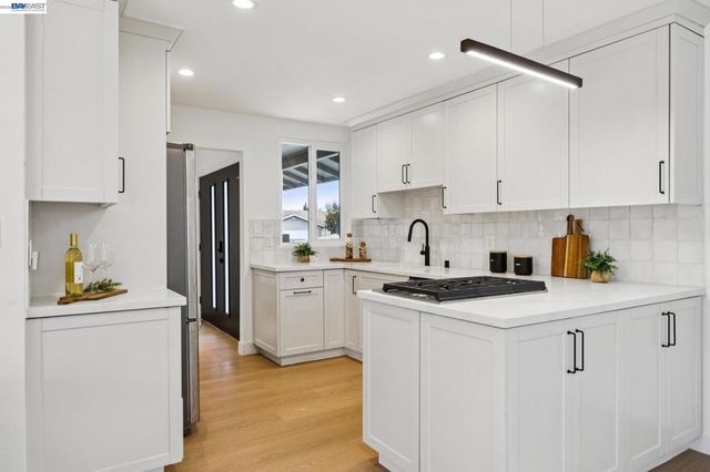 35298 Aquado Ct, Fremont, CA 94536