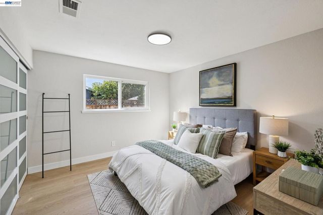 35298 Aquado Ct, Fremont, CA 94536