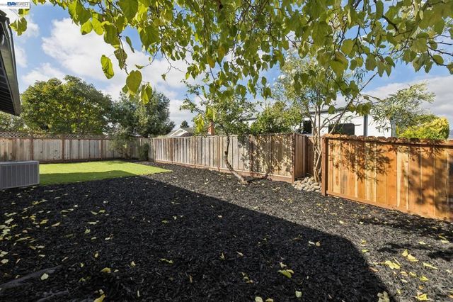 35298 Aquado Ct, Fremont, CA 94536