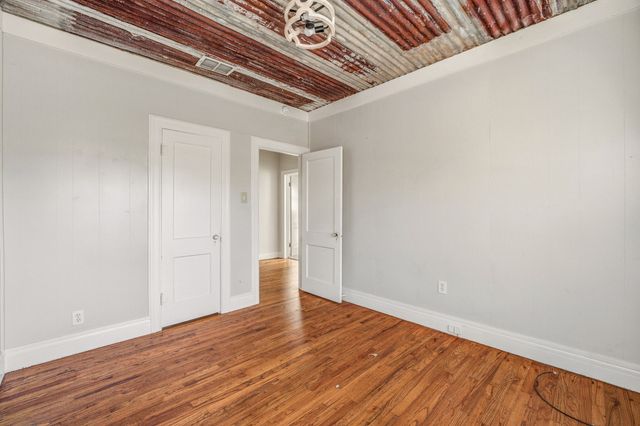 604 E Broadway Street, Stephenville, TX 76401