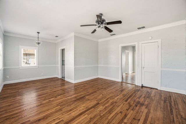 604 E Broadway Street, Stephenville, TX 76401