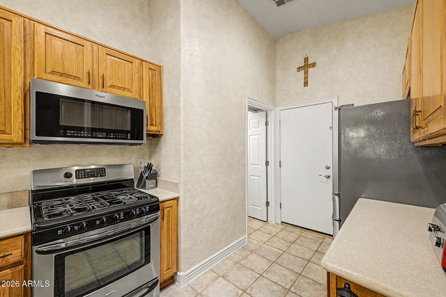 6436 W SADDLEHORN Road, Phoenix, AZ 85083