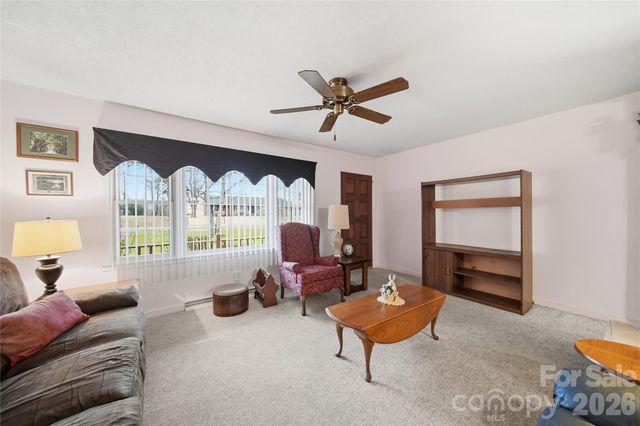 4115 Greenhaven Lane, Gastonia, NC 28056