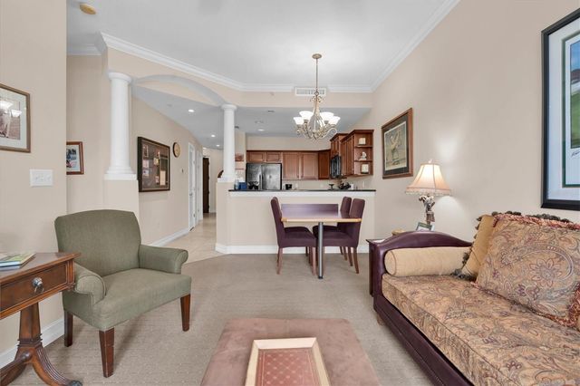 13941 CLUBHOUSE DRIVE 215, Tampa, FL 33618