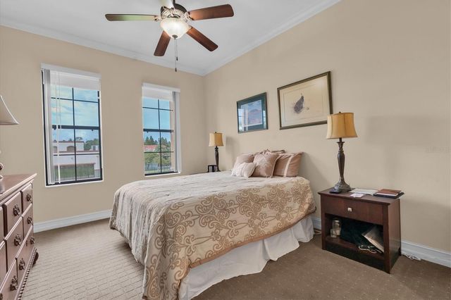 13941 CLUBHOUSE DRIVE 215, Tampa, FL 33618