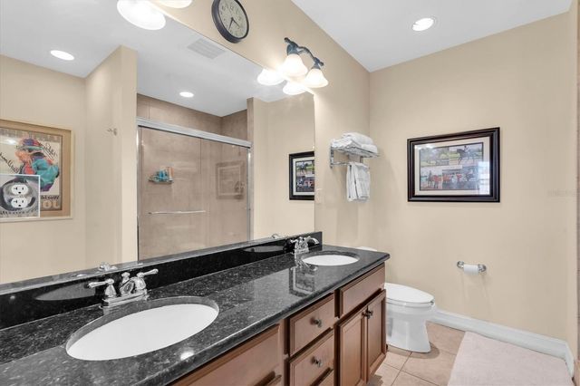 13941 CLUBHOUSE DRIVE 215, Tampa, FL 33618