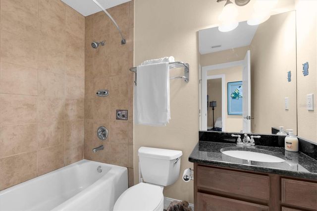 13941 CLUBHOUSE DRIVE 215, Tampa, FL 33618