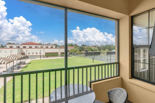 13941 CLUBHOUSE DRIVE 215, Tampa, FL 33618
