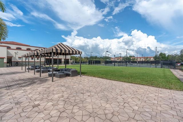13941 CLUBHOUSE DRIVE 215, Tampa, FL 33618