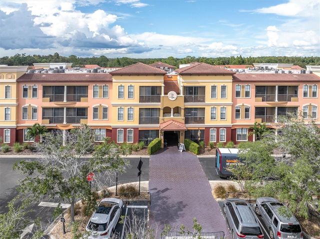13941 CLUBHOUSE DRIVE 215, Tampa, FL 33618