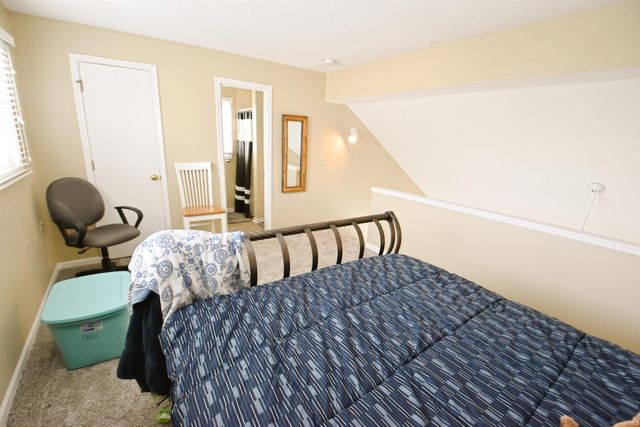 1523 N Oakhill Drive, South Bend, IN 46637