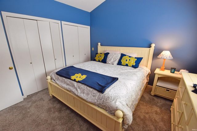 1523 N Oakhill Drive, South Bend, IN 46637