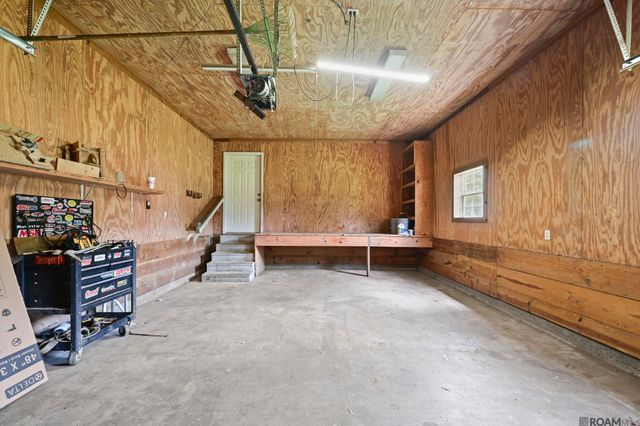 31498 N Doyle Rd, Holden, LA 70744