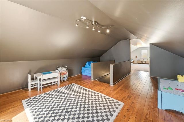 2328 Lyndhurst Avenue, Winston-salem, NC 27103