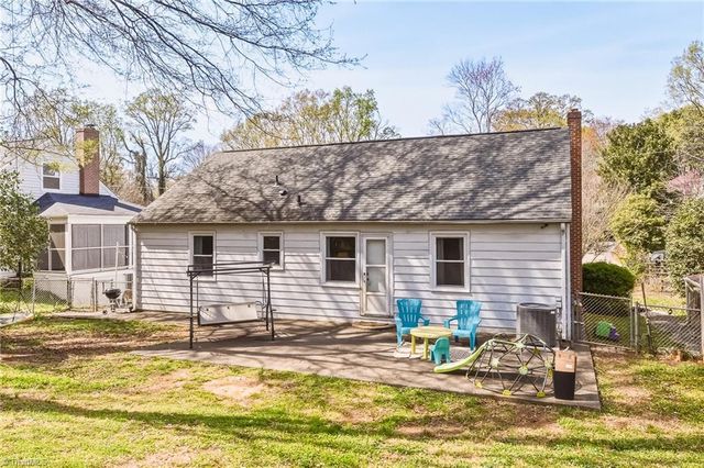 2328 Lyndhurst Avenue, Winston-salem, NC 27103