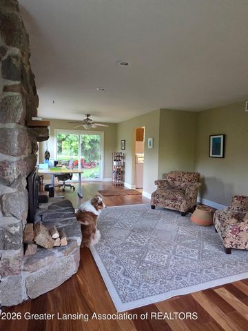 2843 Spruce Road, Eaton Rapids, MI 48827
