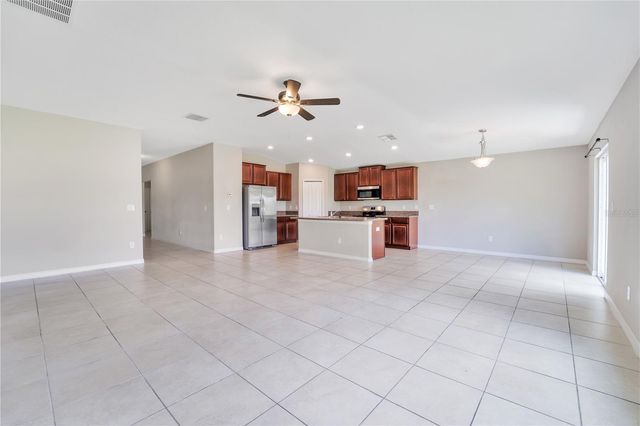 10116 CARLOWAY HILLS DRIVE, Wimauma, FL 33598
