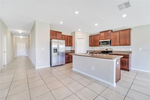 10116 CARLOWAY HILLS DRIVE, Wimauma, FL 33598