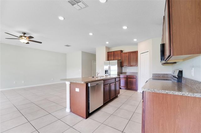 10116 CARLOWAY HILLS DRIVE, Wimauma, FL 33598