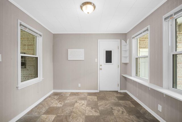 1260 Edwards STREET, Brookfield, WI 53005