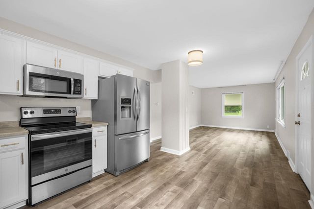 1260 Edwards STREET, Brookfield, WI 53005