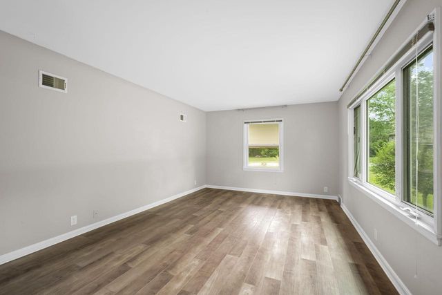1260 Edwards STREET, Brookfield, WI 53005