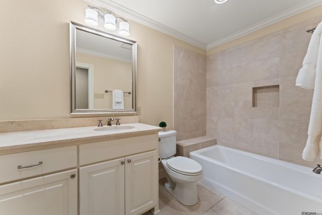 5921 Forsythia Ave, Baton Rouge, LA 70808